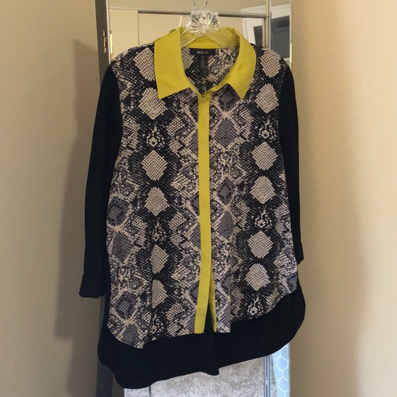 Style & Co. Button Down Snake and Chartreuse Top - Picture 3 of 5